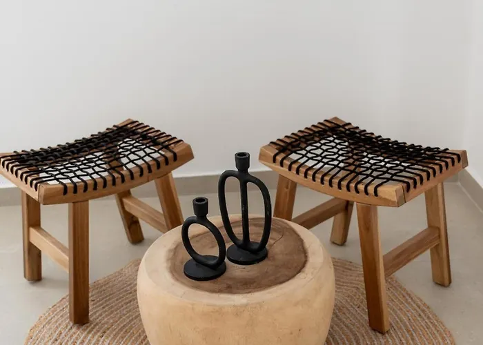 Ξενοδοχείο με διαμερίσματα Ryous St John