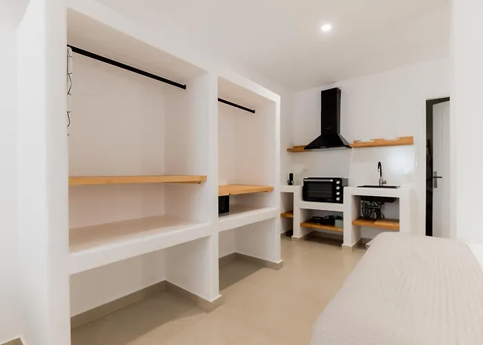 Apart Otel Ryous St John Agios Ioannis Diakoftis